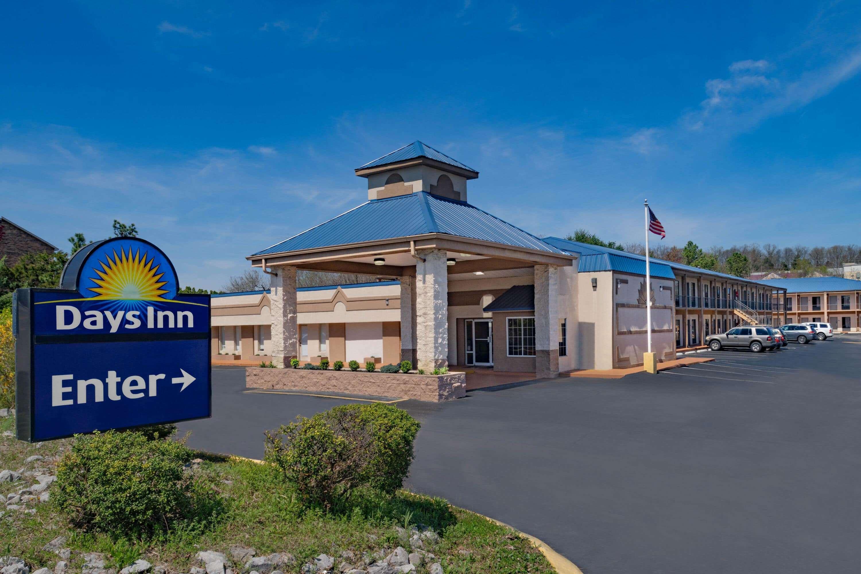 Days Inn By Wyndham Куквилл Экстерьер фото